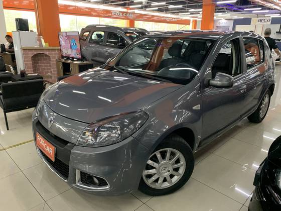 RENAULT SANDERO 1.6 PRIVILÉGE 16V FLEX 4P AUTOMÁTICO RENAULT SANDERO 1.6 PRIVILÉGE 16V FLEX 4P AUTOMÁTICO